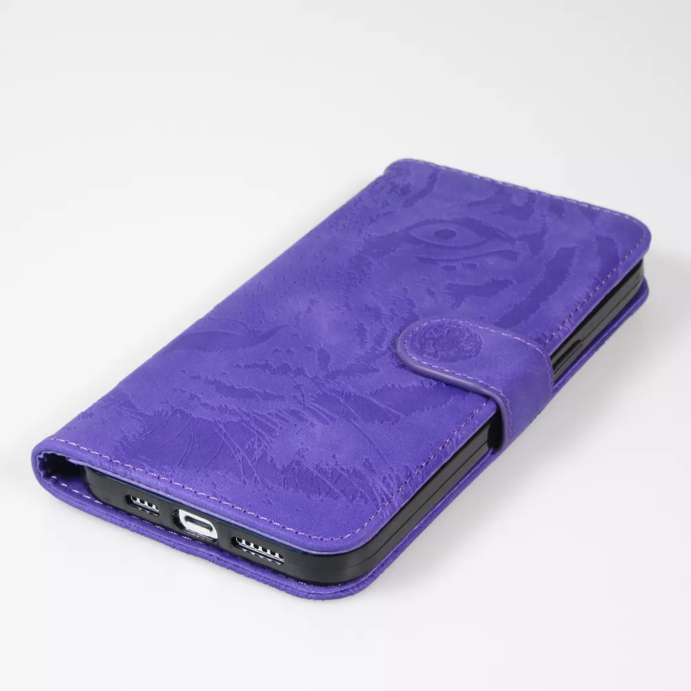 Fourre iPhone 15 Pro Max - Flip 3D en similicuir Oeil du tigre - Violet