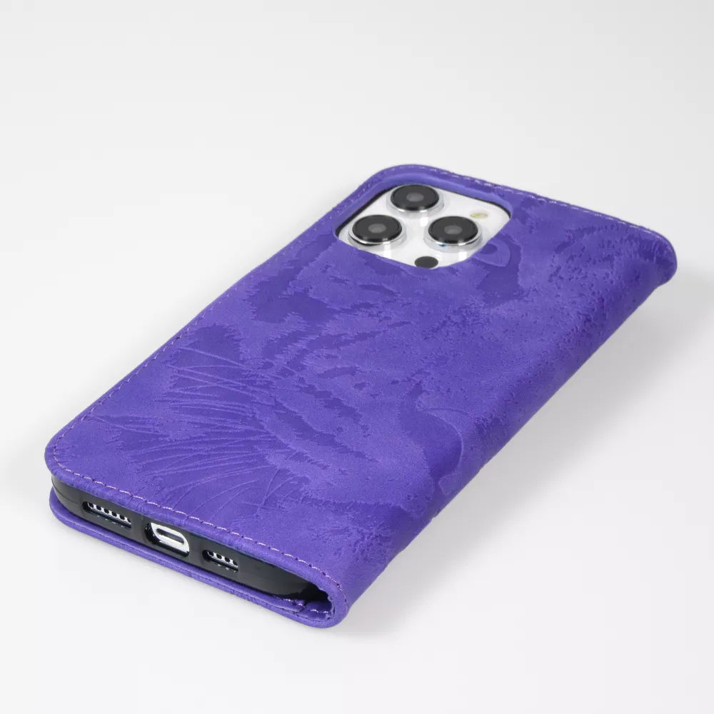 Fourre iPhone 15 Pro Max - Flip 3D en similicuir Oeil du tigre - Violet