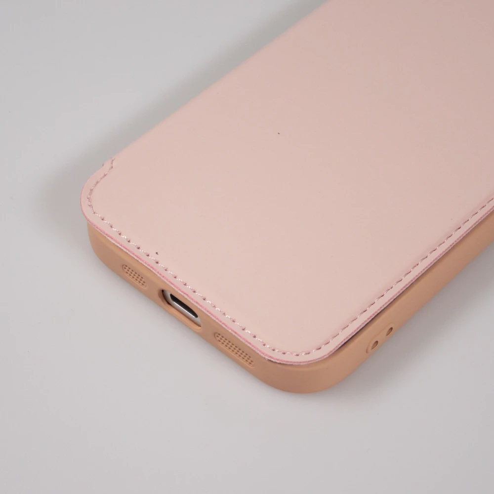 Fourre iPhone 15 Pro Max - Flip silicone souple avec surface lisse et mate - Beige