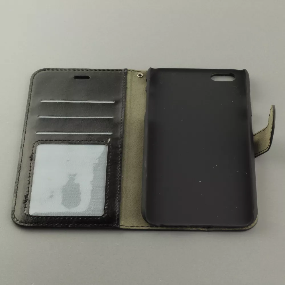 Fourre iPhone 17e / 16e - Premium Flip cuir lisse porte-cartes - Noir