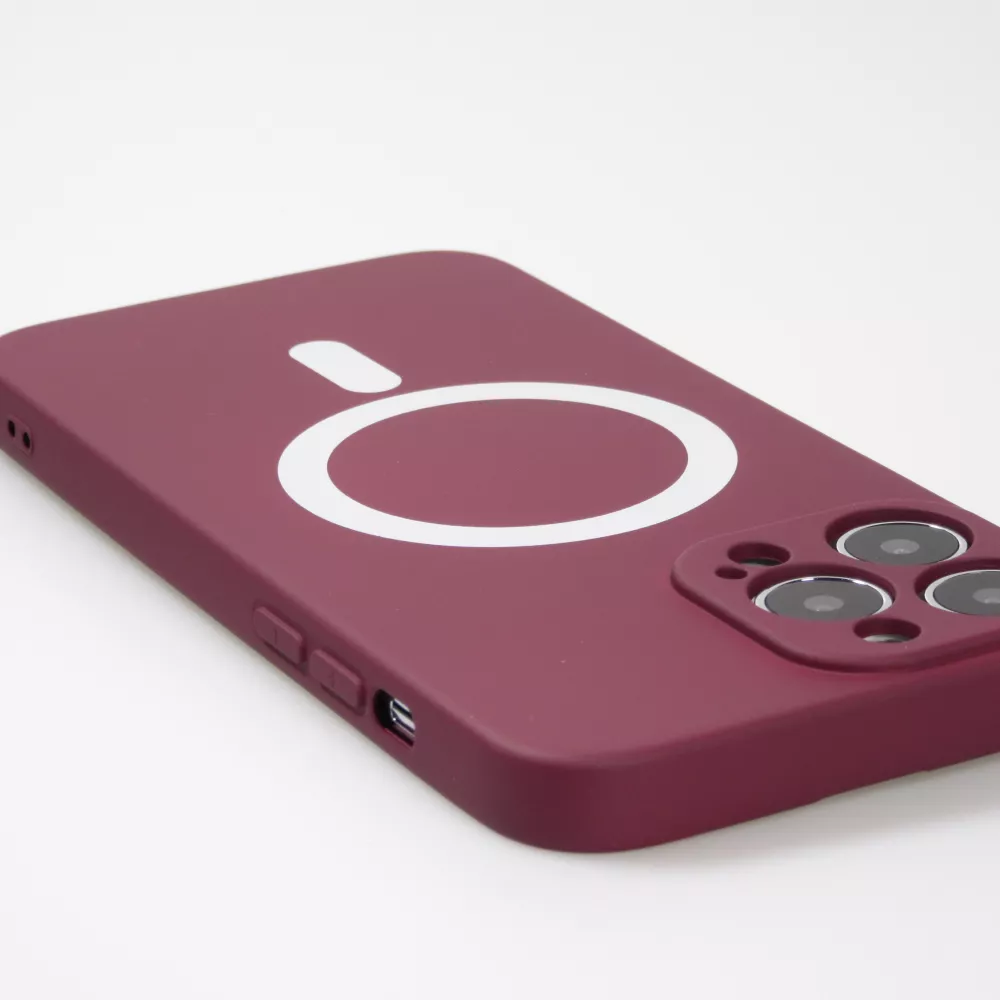 iPhone 15 Pro Max Case Hülle - Soft-Shell silikon cover mit MagSafe und Kameraschutz - Bordeaux