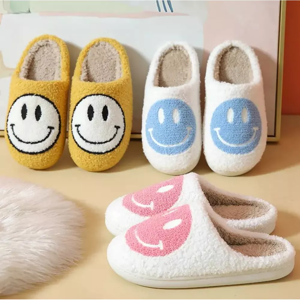Pantoufles d'hiver douillettes et chaudes Smiley - taille 43-44 - Noir/jaune