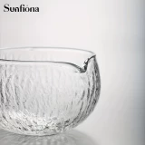 Texturiertes, robustes Glas-Matcha-Bowl mit Ausgie&szlig;er - Ideal f&uuml;r die japanische Teezeremonie - Transparent