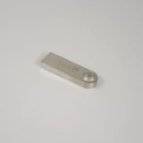 Clé USB ultra-légère argentée – Compacte et portable - 8GB - Argent