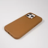 Coque iPhone 16 Pro - Effet cuir avec boutons int&eacute;gr&eacute;s et design autour de la cam&eacute;ra - Brun