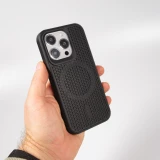 Coque iPhone 15 Pro Max - Ultra-légère et aérée avec look grille compatible MagSafe - Noir