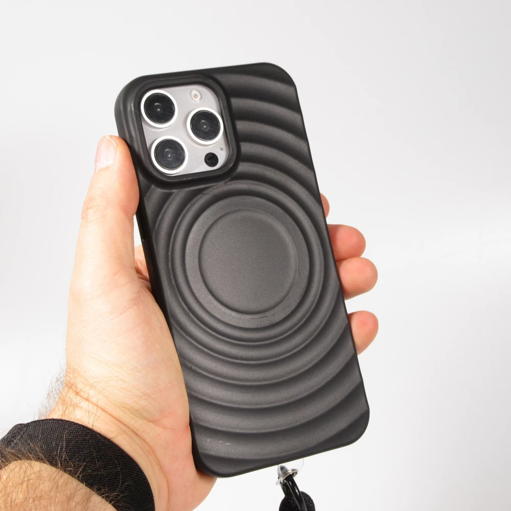 Coque iPhone 16 Pro - Silicone Soft Touch MagSafe avec vagues et lani&egrave;re - Noir