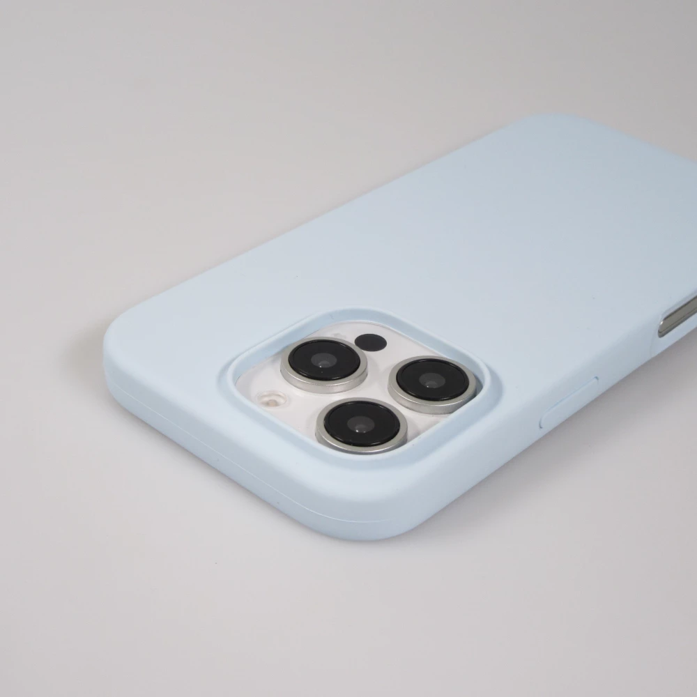 Coque iPhone 16 Pro - Soft Touch - Bleu clair