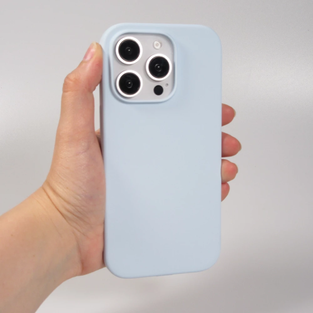 Coque iPhone 16 Pro - Soft Touch - Bleu clair
