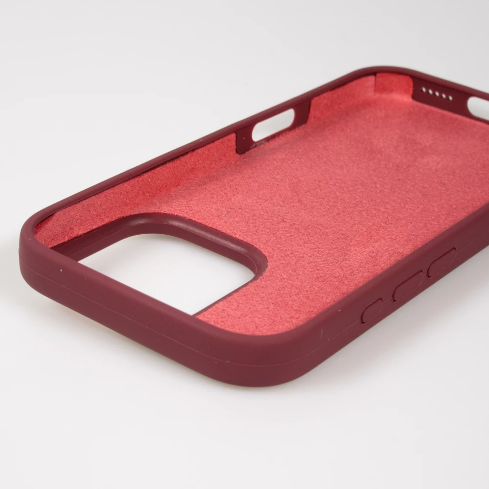 Coque iPhone 16 Pro - Soft Touch - Bordeaux