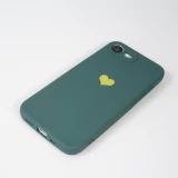 iPhone 16e Case Hülle - Silikon Mat Herz gold - Dunkelgrün