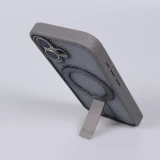 Coque iPhone 17 - Design perfor&eacute; semi-transparent MagSafe avec support int&eacute;gr&eacute; et bords renforc&eacute;s en silicone - Gris