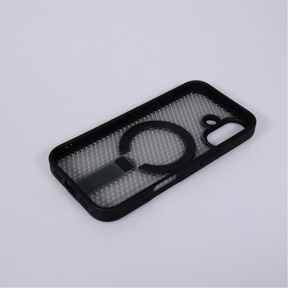 Coque iPhone 17 - Design perfor&eacute; semi-transparent MagSafe avec support int&eacute;gr&eacute; et bords renforc&eacute;s en silicone - Noir