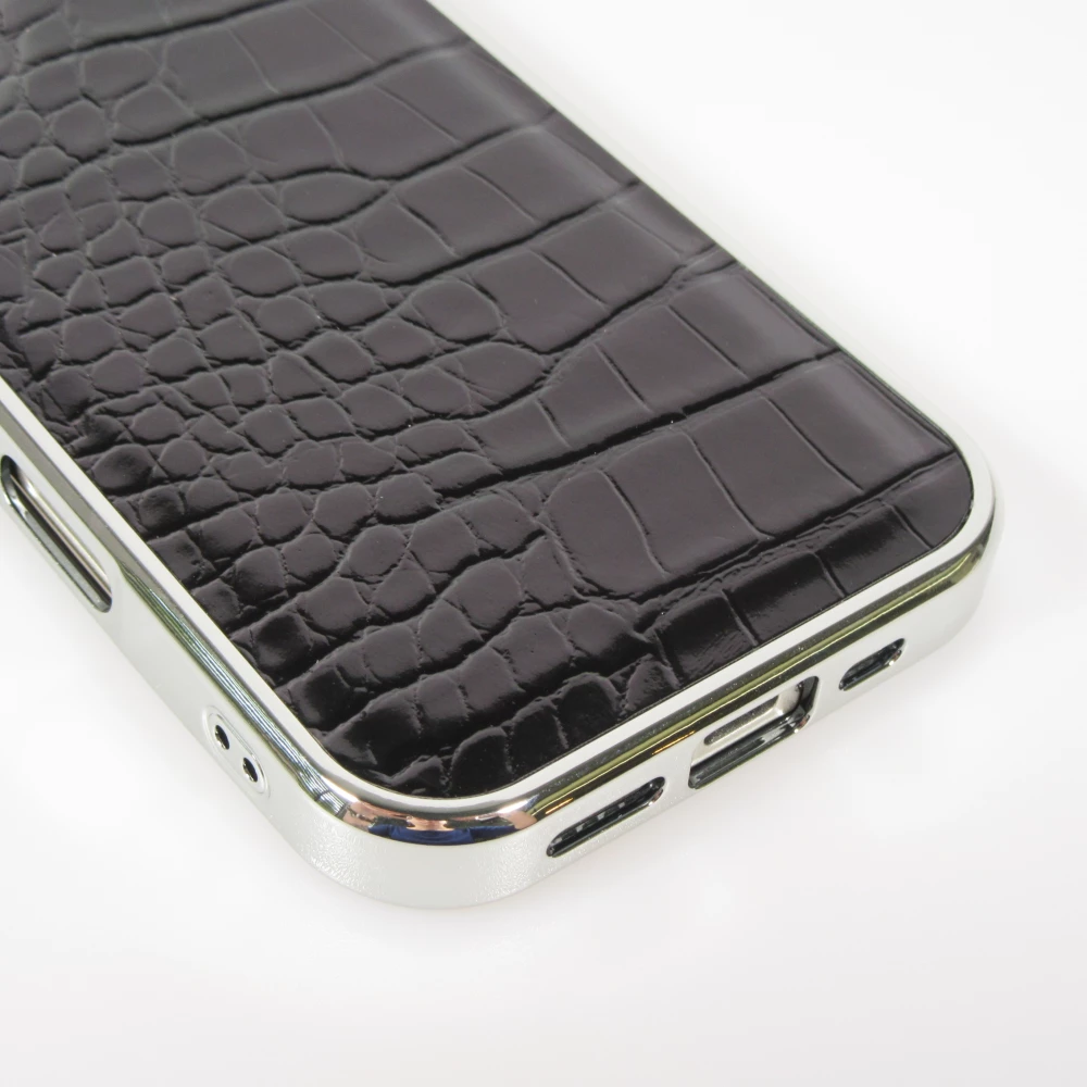 Coque iPhone 17 - Effet cuir serpent holographique brillance tendance et rembourrage protecteur en plastique styl&eacute; - Noir
