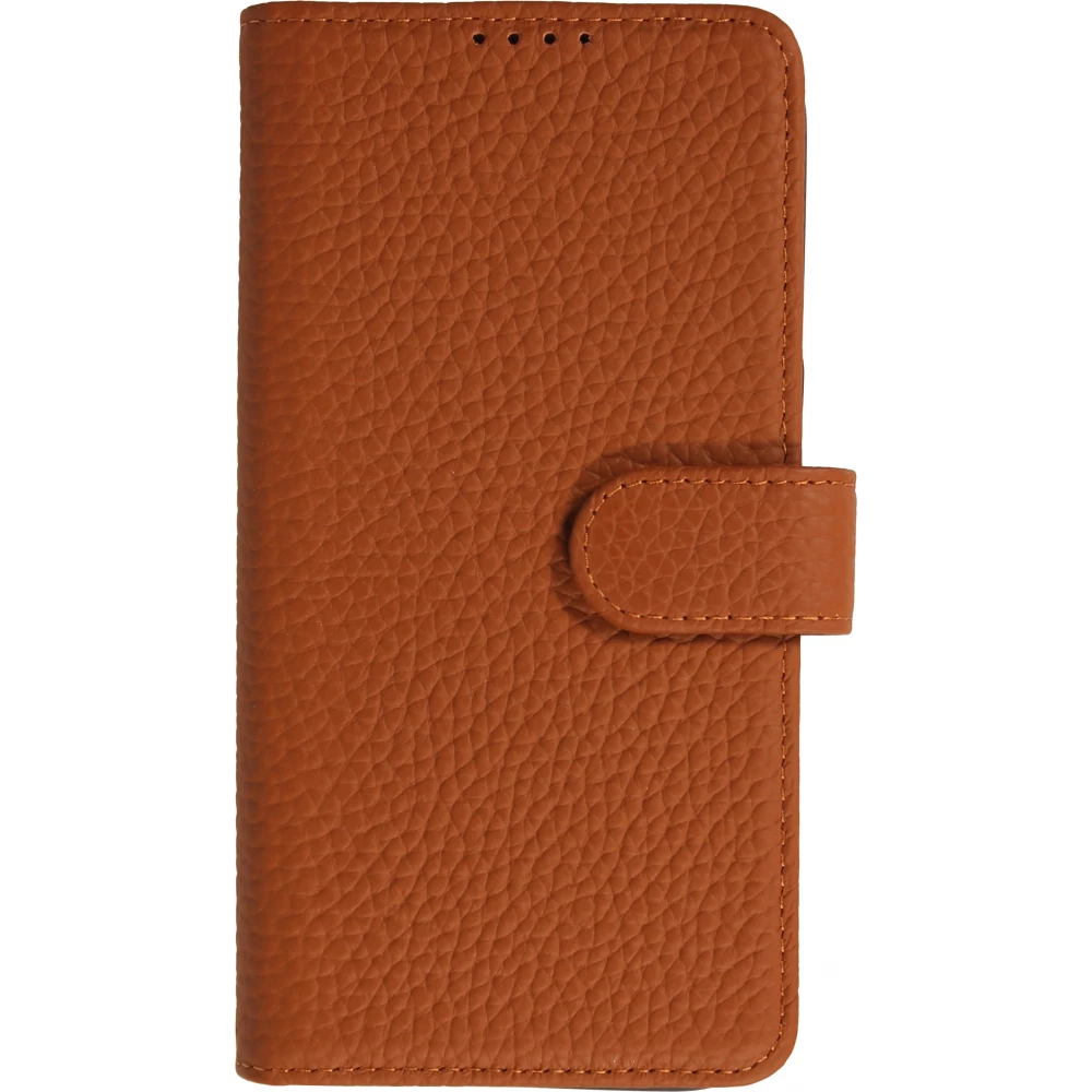 iPhone 17 Case Hülle - Leather Prestige aus echtem Leder mit Kartenfächern Magnetverschluss und integrierter Standfunktion - Braun
