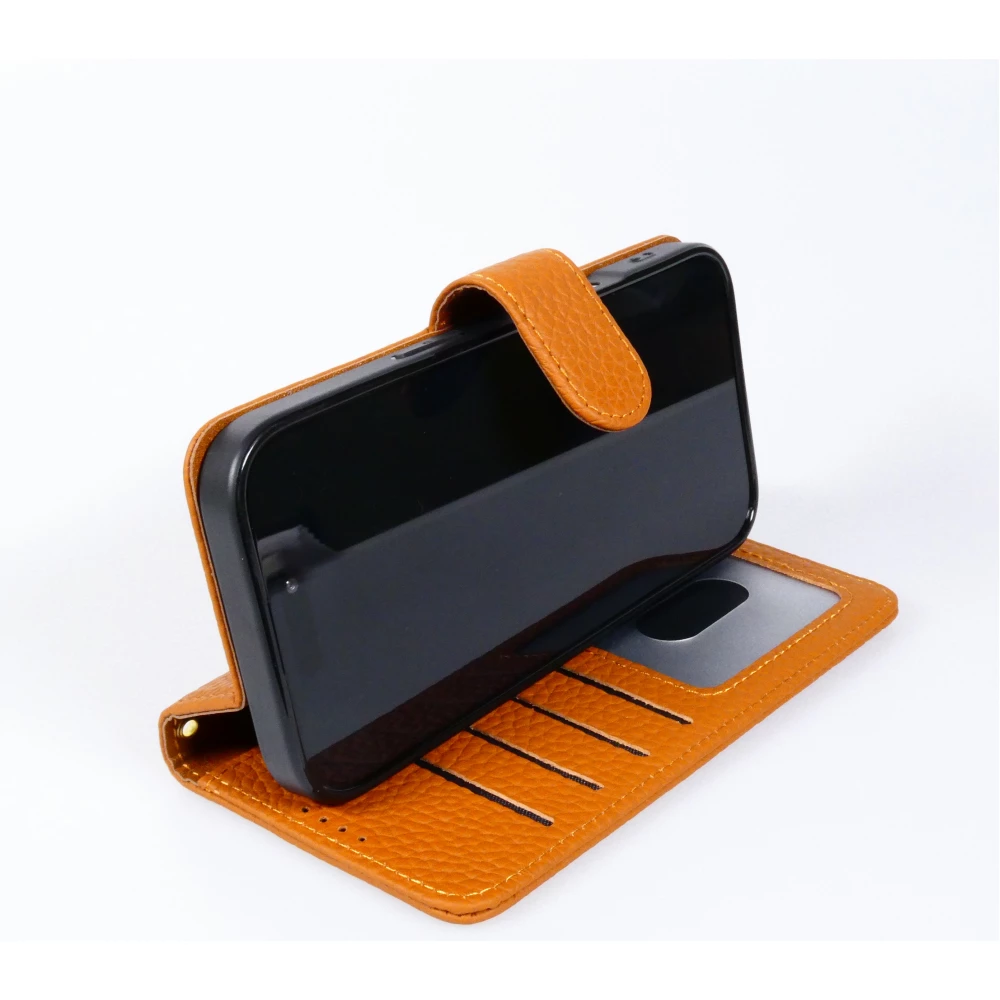 iPhone 17 Case Hülle - Leather Prestige aus echtem Leder mit Kartenfächern Magnetverschluss und integrierter Standfunktion - Braun