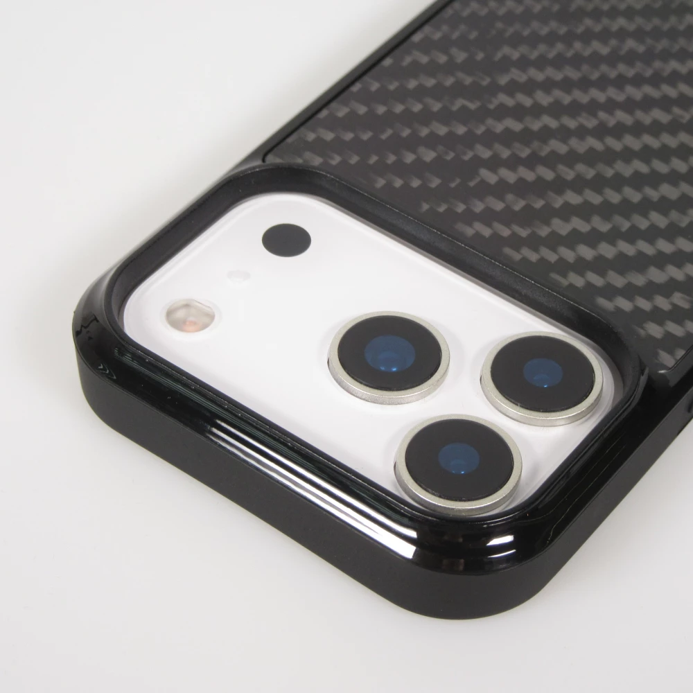 iPhone 17 Pro Case Hülle - Carbomile Carbon Fiber (Kompatibel mit MagSafe)