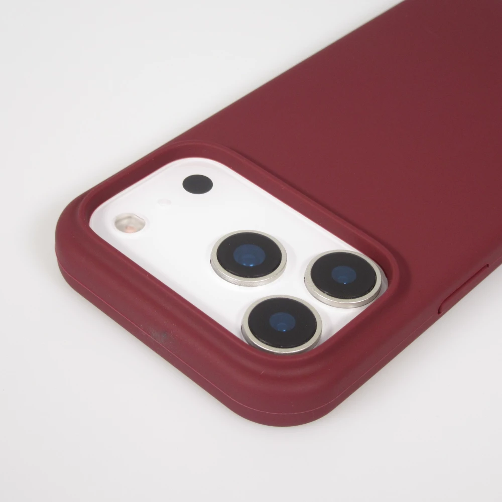 Coque iPhone 17 Pro Max - Soft Touch - Bordeaux