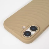 Coque iPhone 17 - Relief ondul&eacute; en silicone souple style original et minimaliste - Brun
