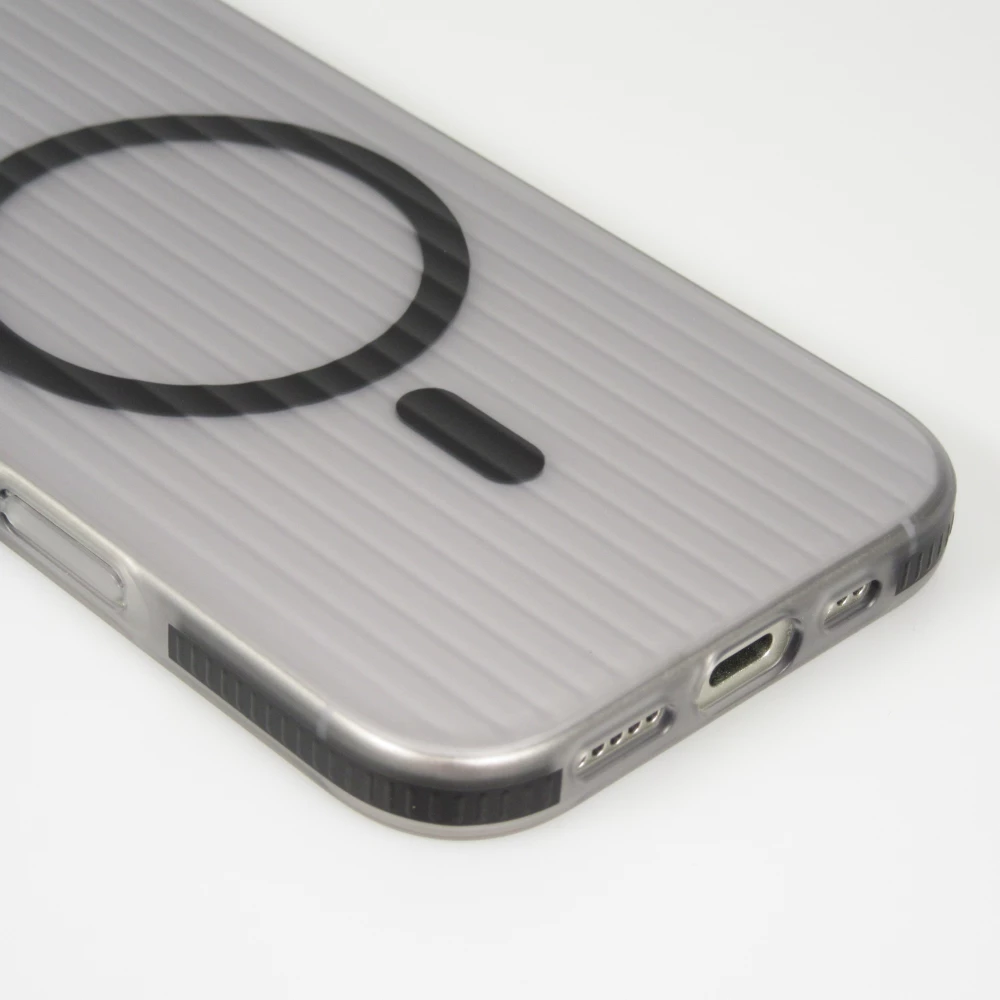 iPhone 17 Case H&uuml;lle - Transparente MagSafe H&uuml;lle gestreift mit seitlichen Verzierungen - Schwarz