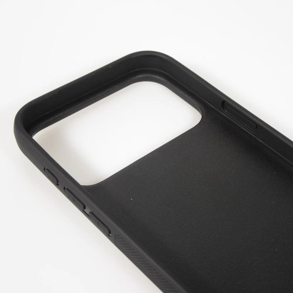 Coque personnalisée avec bords en silicone noir - iPhone 17 Pro