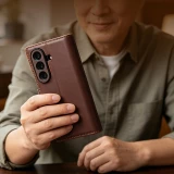 Coque Samsung Galaxy Z Fold8 Ultra - Flip Qialino Full grain Wallet cuir véritable mat avec fermeture magnétique - Violet
