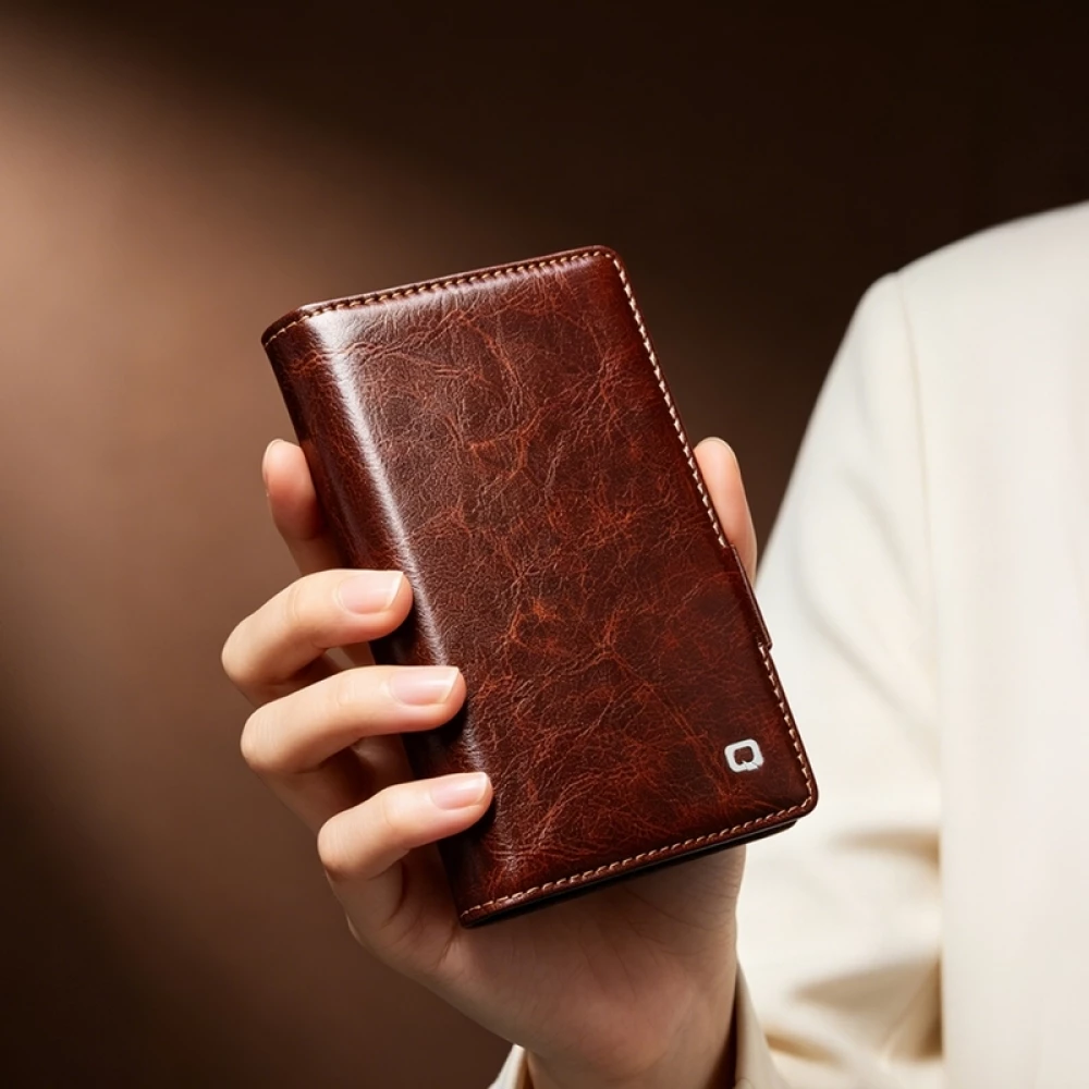 Galaxy Z Fold8 Wide Case H&uuml;lle - Qialino Klapph&uuml;lle Echtleder Magnetverschluss klassisch - Schwarz