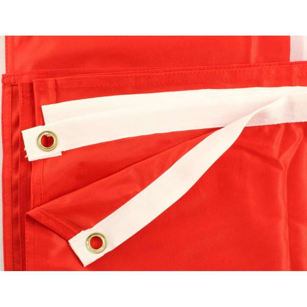 Drapeau Suisse / Swiss Flag (152.4 x 152.4 cm) - Rouge