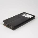 Etui cuir iPhone 17 Pro Max - Flip Wallet en cuir véritable avec stripe design et compartiment à cartes - Noir