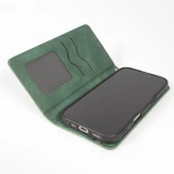 Etui cuir iPhone 17 Pro - Flip Wallet vintage avec fermeture aimantée et compartiment cartes - Vert foncé