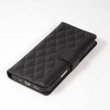 iPhone 16 Case H&uuml;lle - Elegante Flip-Matratze mit Magnetverschluss Trageschlaufe und Kartenf&auml;chern - Schwarz
