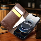 Fourre iPhone 17e / 16e - Flip Qialino cuir véritable avec fermeture magnétique - Brun