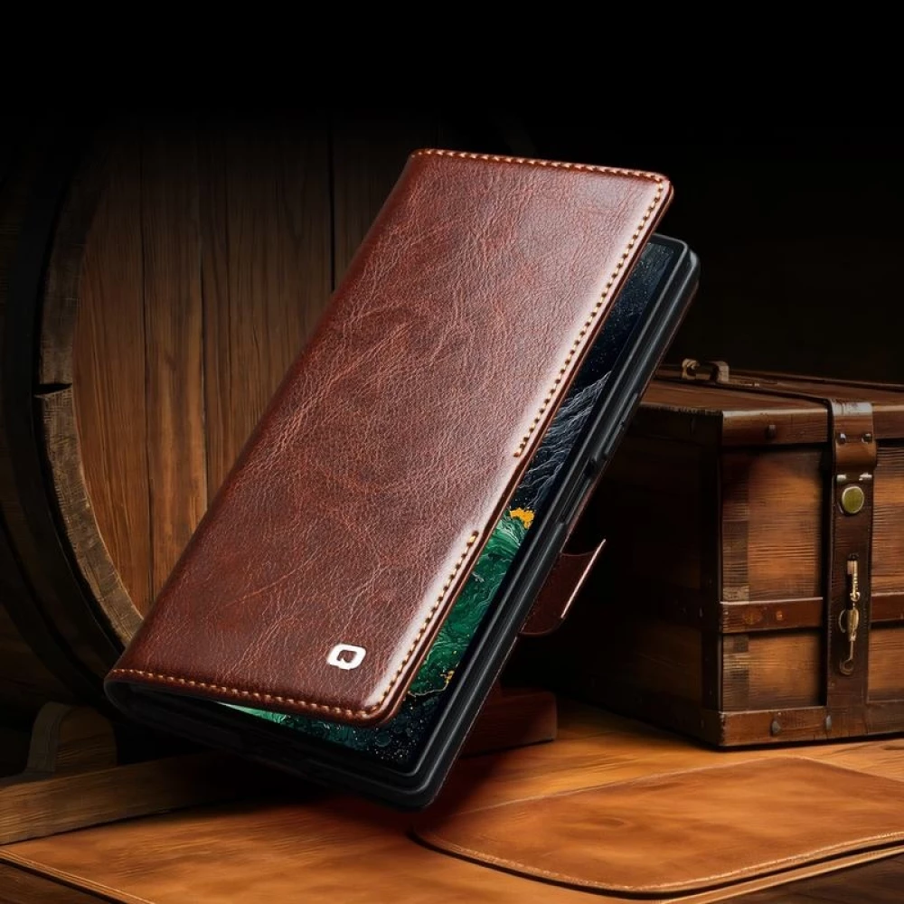 Fourre Samsung Galaxy Z Fold7 - Flip Qialino cuir véritable avec fermeture magnétique - Brun foncé