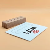 Panneau WiFi 2D en acrylique avec socle bois affiche mot de passe pour maison ou restaurant - Blanc