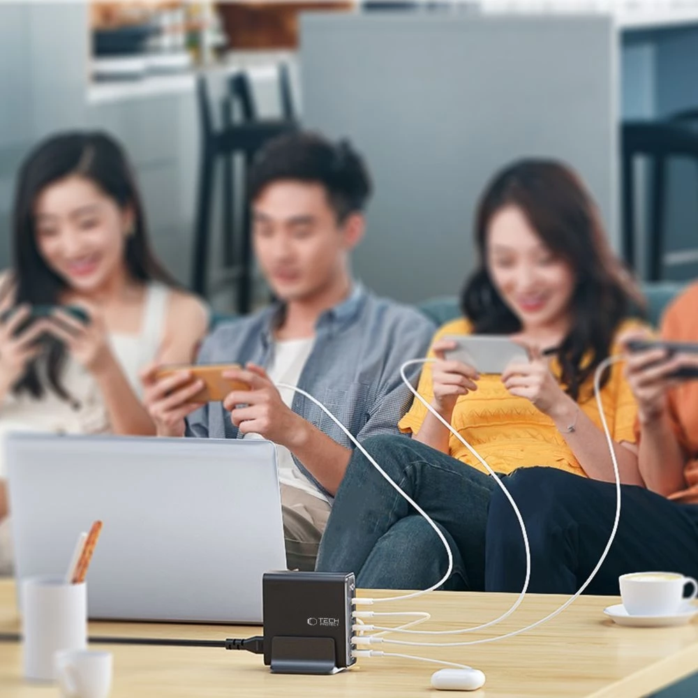 Tech-Protect DC140W-GAN Station de charge multiport avec 5 ports 3x PD USB-C et 2x QC 3.0 USB-A - Noir