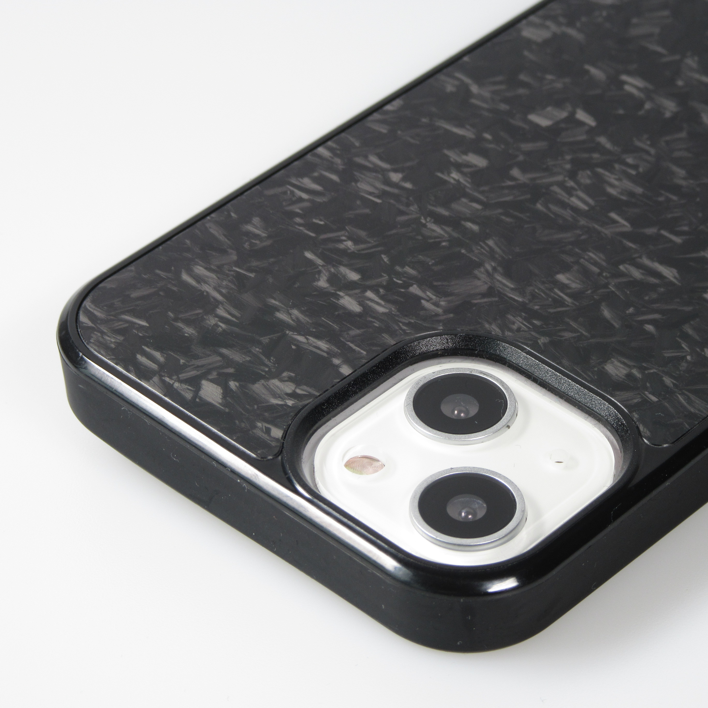 iPhone 13 Case Hülle - Carbomile Forged Carbon - Kaufen auf PhoneLook