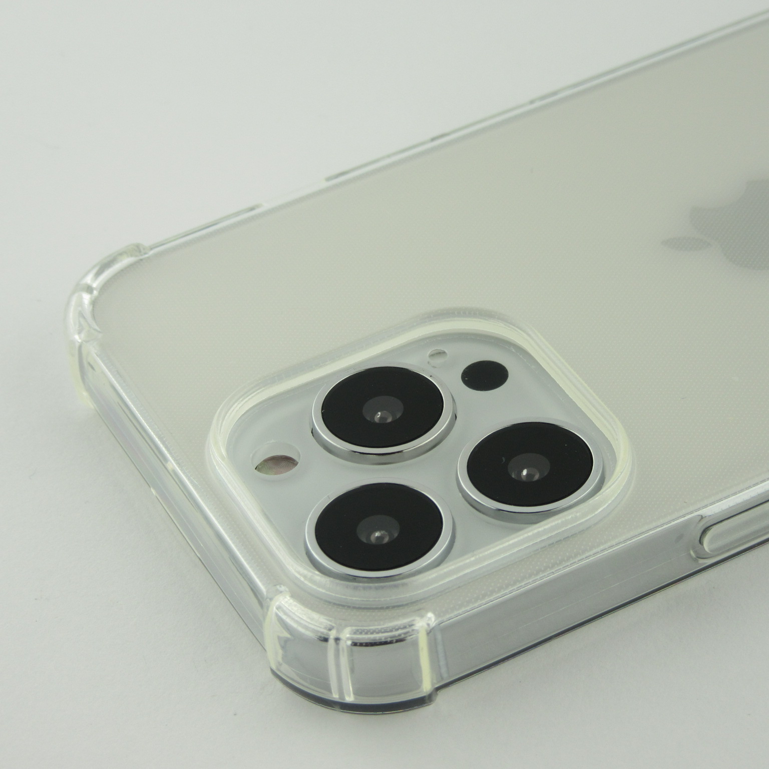 Coque IPhone 15 Pro Max – Gel Antichocs Transparente, SDTEK, NEUVE