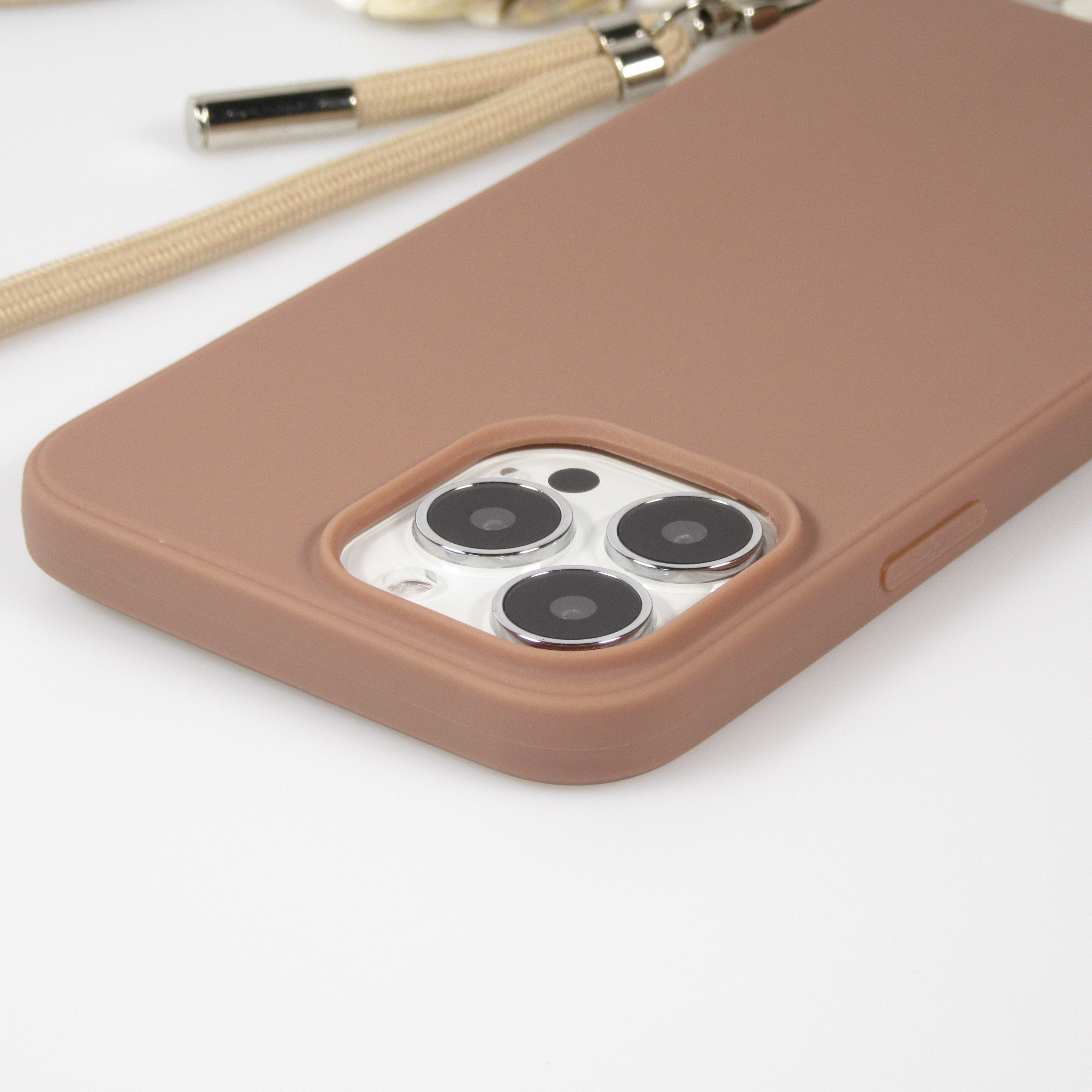 Coque IPhone 13 Pro Max Gel Silicone Avec Corde Collier Cha ne De 