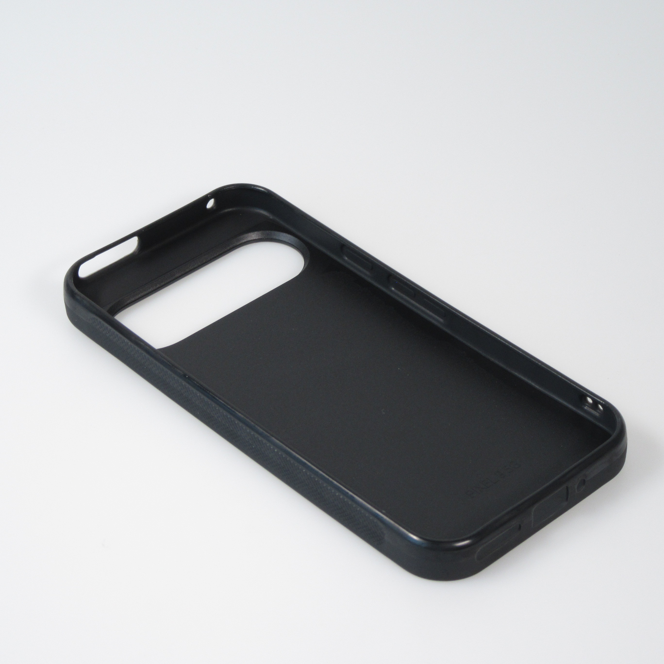 Custodia Magnetica Con Anello Per Google Pixel 7 Pro – Silicone TPU Antiurto, Bianco, Con Piastra Metallica Per Auto